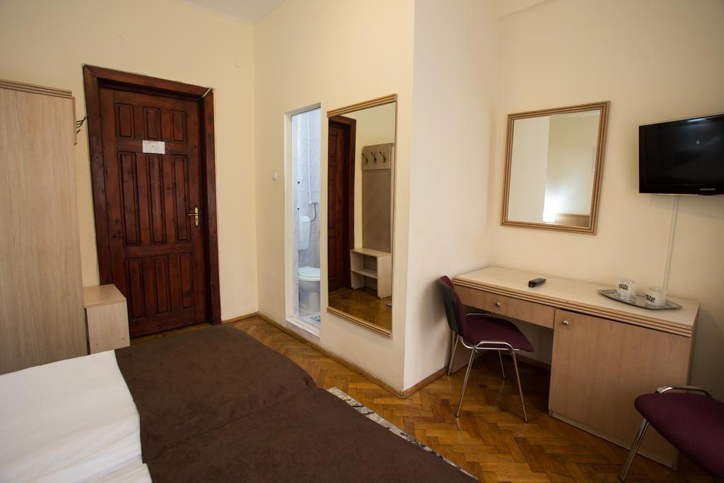 Hotel Rina Cerbul Sinaia Luaran gambar
