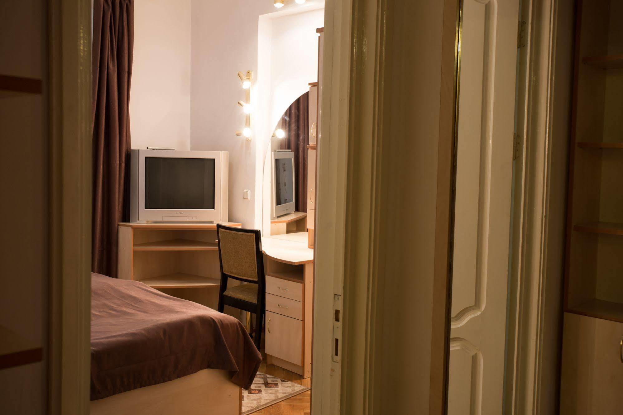 Hotel Rina Cerbul Sinaia Luaran gambar